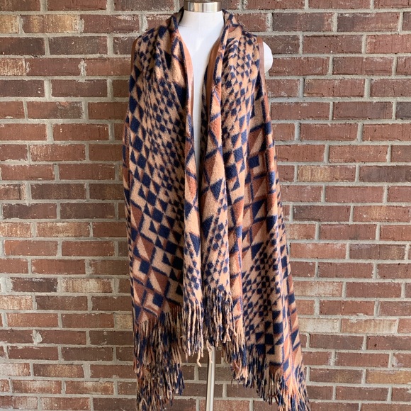 Plenty by Tracy Reese Canton Fringe Vest - Picture 2 of 8